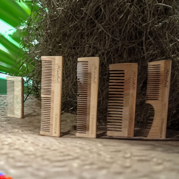 Tera Herbals and Hairfall Solutions™ Wooden Comb – Natural Hair Care Accessory